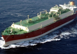 هجوم مسلح على ناقلة غاز عند مضيق باب المندب قبالة اليمن