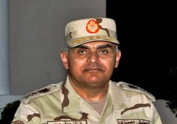 وزير الدفاع ينيب قادة الجيوش الميدانية بوضع أكاليل الزهور على النصب التذكارى للجندى المجهول