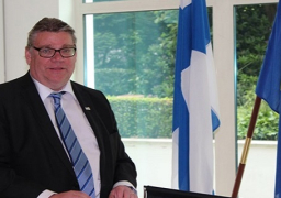 وزير خارجية فنلندا: دول الاتحاد الأوروبي مهتمة بالحفاظ على العلاقات المباشرة مع روسيا