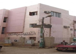 إعفاء مدير مستشفي فرشوط من منصبه وإحالة المدير الإداري للتحقيق بقنا