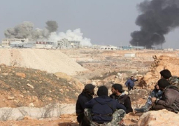 الجيش السوري ينذر المسلحين في حلب قبل هجوم بأسلحة عالية الدقة