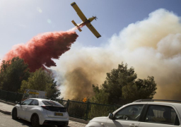 الحرائق في اسرائيل تمتد الى المستوطنات في الضفة الغربية المحتلة