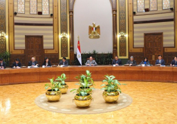 الرئيس يستقبل وفداً اقتصادياً كورياً برئاسة وزير الأراضي والبنية التحتية والنقل الكوري