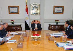 الرئيس يعقد اجتماعاً لمناقشة سبل النهوض بأوضاع مدينة الاسكندرية