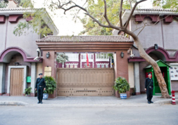 سفيرنا فى الصين يبحث سبل استفادة مصر من صندوق طريق الحرير