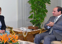 السيسى يستقبل مشيرة خطاب مرشحة مصر لمنصب مدير عام اليونسكو