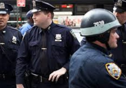 الشرطة الأمريكية تستخدم الرصاص المطاطي لتفريق المظاهرات احتجاجا على انتخاب ترامب