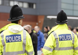 الشرطة البريطانية تعلن إصابة العشرات في إنقلاب قطار جنوب لندن