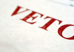 إدارة أوباما تعلن استخدام حق (الفيتو) ضد منع تصدير الطائرات لإيران