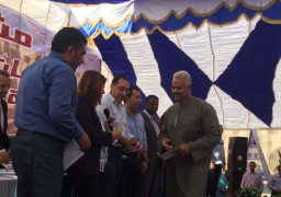 تسليم عقود 8 آلاف وحدة إسكان اجتماعى بالأقصر وطيبة الجديدة