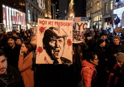 للأسبوع الثاني .. “ترامب ليس رئيسي” بتظاهرات أميركية