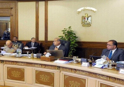 شريف إسماعيل يبحث ضبط الأسعار وتوفير السلع فى الاجتماع الأسبوعى للحكومة