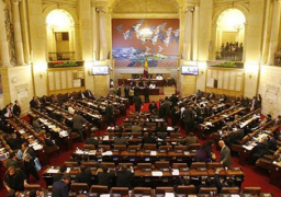 كولومبيا توافق على اتفاق السلام الجديد بين الحكومة و”فارك”