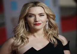 نجمات هوليوود في صدارة تقويم بيريلي لعام 2017