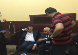 اليوم .. الحكم في قضية اتهام نقيب الصحفيين بإيواء عناصر مطلوبة أمنيا
