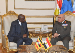 بالفيديو …. وزير الدفاع يلتقى وزير الدولة لشئون المحاربين القدامى الأوغندى