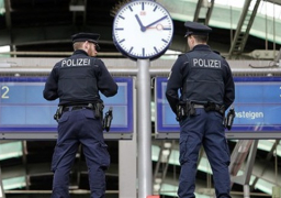 ألمانيا تحتجز مشتبها به في “ركل مسلمة”