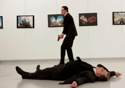 تنديد دولي وعربي بحادثة مقتل السفير الروسي لدى أنقرة