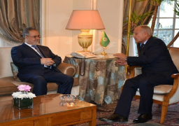 الأمين العام يؤكد دعم الجامعة العربية للحكومة اليمنية الشرعية