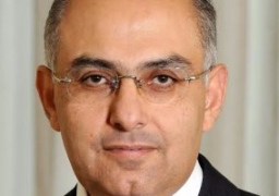 إصابة المتحدث الرسمى لمجلس الوزراء فى انقلاب سيارته بطريق غارب – الغردقة