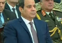 السيسي للمصريين: “انتو شعب أصيل وتحمل كثيرا.. ونفسى أعملكم كل حاجة حلوة”