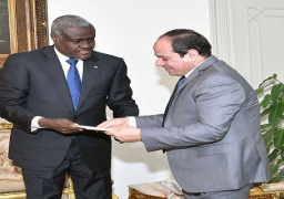 السيسي يستقبل وزير خارجية التشاد ويتسلم رسالة تعزية فى ضحايا البطرسية