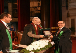 بالصور.. جامعة القاهرة تحتفل بعيد العلم