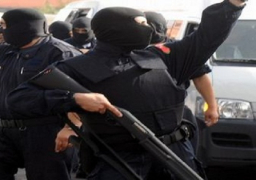 تصفية أحد العناصر الإرهابية واستشهاد مجند خلال مداهمة شقة بأكتوبر