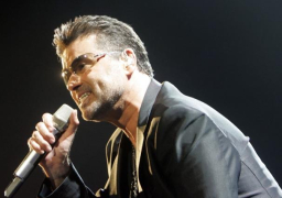 وفاة المغنى البريطانى جورج مايكل عن 53 عاما