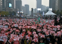 تظاهرة كبيرة للمطالبة باستقالة رئيسة كوريا الجنوبية