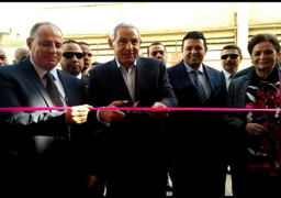 قابيل يفتتح 3 مصانع لإنتاج الغزل والنسيج