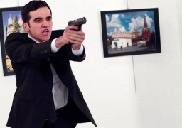 كتب للـ”القاعدة” وجولن بمنزل قاتل السفير الروسي