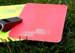 لجنة الحكام تكلف “نور الدين” بإدارة مباراة سموحة والتعدين