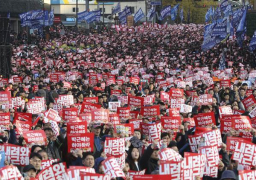 للأسبوع السادس .. مئات الآلاف يتظاهرون بكوريا الجنوبية للمطالبة بإقالة بارك