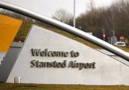 اعتقال مشتبه به بالإرهاب في مطار ستانستد البريطاني