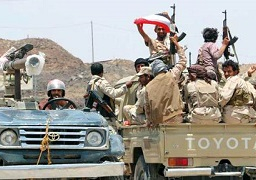 هجوم ميليشيا الحوثي على معسكر الدفاع الجوي بتعز