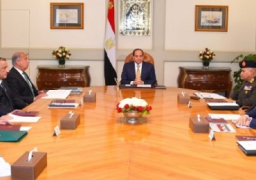 السيسى يستعرض مع رئيس الوزراء وعدد من المسؤولين نتائج زيارتة الأخيرة الى الولايات المتحدة