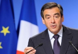 استطلاع يتوقع فوز فيون على لوبان في جولة الإعادة لانتخابات فرنسا