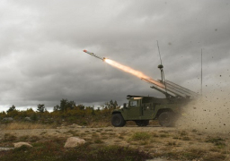 التحالف يدمر منصة صواريخ للحوثيين باليمن