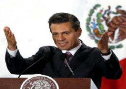 الرئيس المكسيكي يستنكر خطة ترامب لبناء جدار