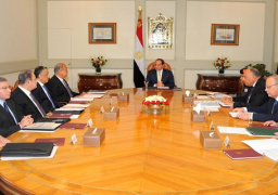 الرئيس يوجه باتخاذ التدابير لتأمين الحدود .. وبمواصلة جهود خفض عجز الموازنة