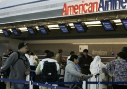 القضاء الأمريكى يتدخل ويرفض قرار ترامب بمنع دخول وترحيل عرب ومسلمين