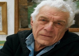 وفاة الكاتب البريطاني الكبير جون برجر عن 90 عاماً