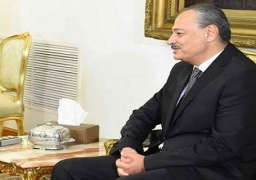 النائب العام يحيل مستشارا لوزير الصحة لمحكمة الجنايات