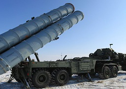 روسيا تحمي أجواء موسكو بصواريخ “إس-400”