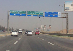 فتح طريق “السويس – القطامية” أمام حركة السيارات بعد غلقه بسبب الشبورة