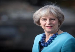 ماي تدعو الولايات المتحدة إلى التعامل بـ”حذر” مع بوتين