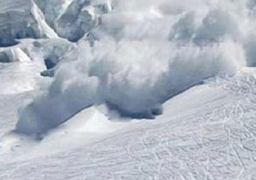 مقتل 30 شخصا في انهيار جليدي غطى فندقا بإيطاليا