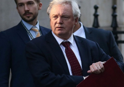 وزير بريطاني: الحكومة مصممة على الخروج من الاتحاد الأوروبي