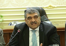 وزير قطاع الأعمال يفتتح معرض الصادرات المصرية